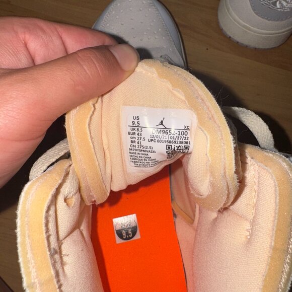 Air Jordan 1 Mid SE Craft M 9.5 - Picture 9 of 10